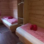 Hennleiten Hof 아파트